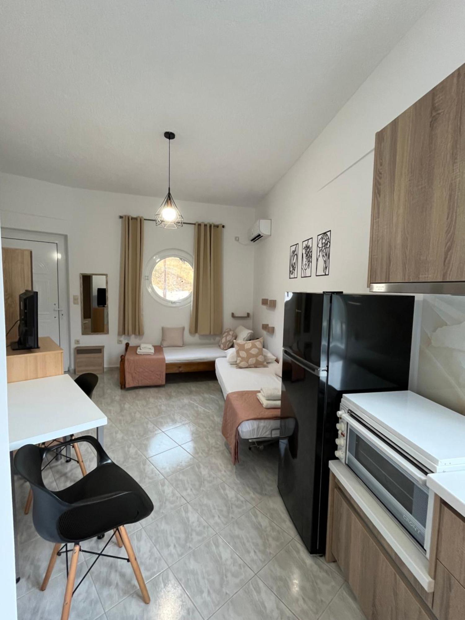 Capostango Apartments - Stunning Views Of Libyan Sea Áno Rodákino Kültér fotó